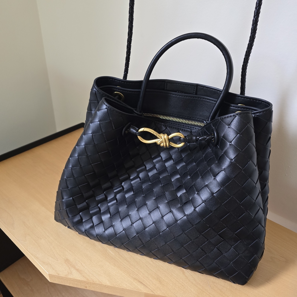 Black Woven Tote Bag - Picture 2 of 12
